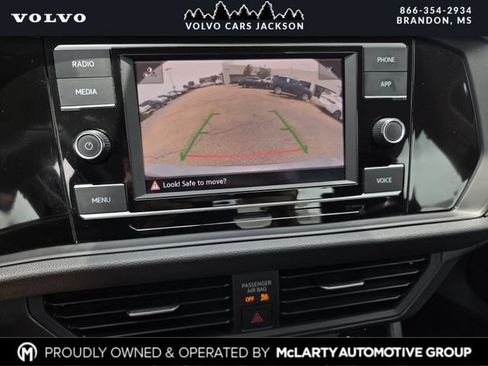 Used 2024 Volkswagen Jetta SE FWD image 10
