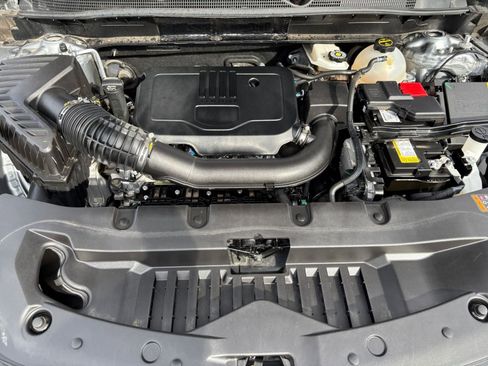 Used 2025 Chevrolet Blazer LT image 32