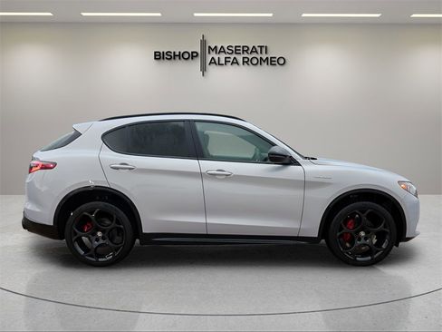 New 2025 Alfa Romeo Stelvio Sprint w/ Veloce Package image 8