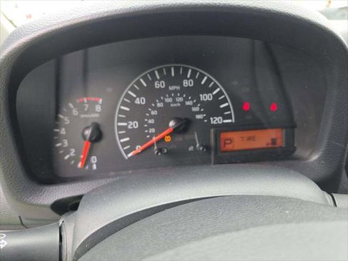 Used 2020 Nissan NV200 S FWD image 19