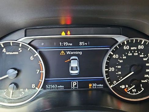 Certified 2023 Nissan Altima 2.5 SR FWD image 21