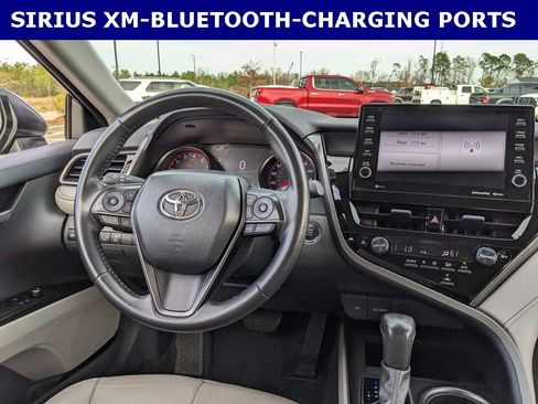 Used 2024 Toyota Camry XSE image 11