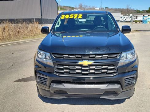 Used 2022 Chevrolet Colorado LT w/ Fleet Safety Package image 8