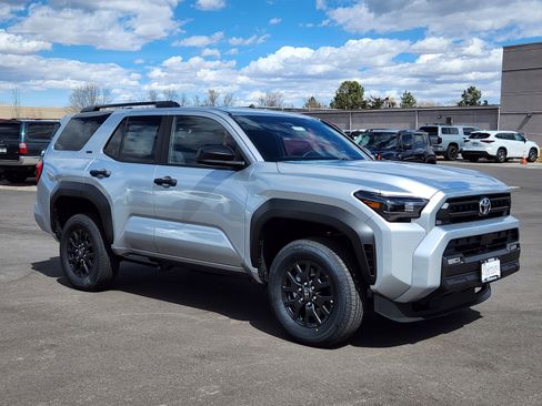 Certified 2026 Toyota 4Runner SR5 AWD/4WD image 6