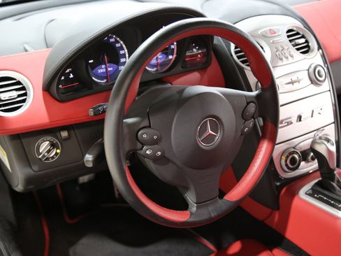 Used 2006 Mercedes-Benz SLR image 21