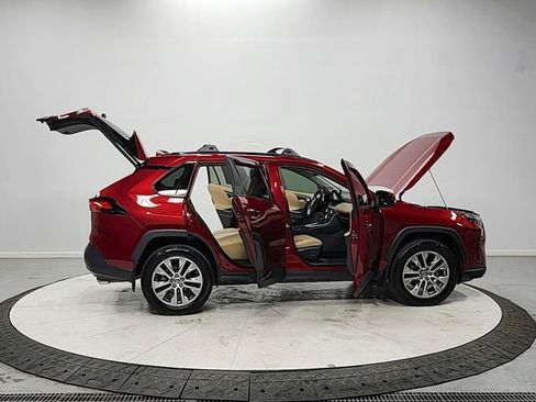 Used 2024 Toyota RAV4 Limited w/ Advanced Technology Package FWD image 16
