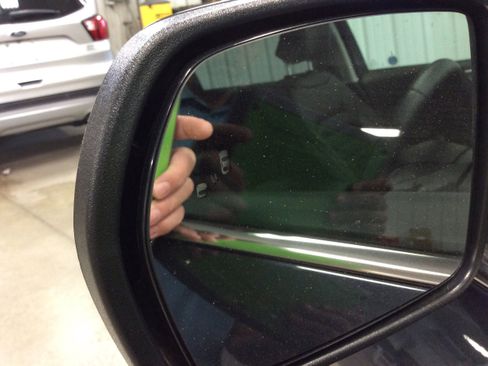 Used 2024 Ford Edge SEL w/ Convenience Package image 13