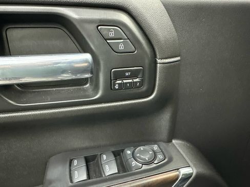 Used 2021 GMC Sierra 1500 SLT w/ SLT Premium Package AWD/4WD image 12