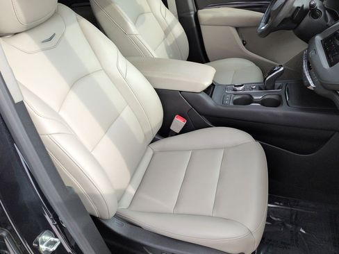 Certified 2023 Cadillac XT4 Luxury w/ Cold Weather Package image 24