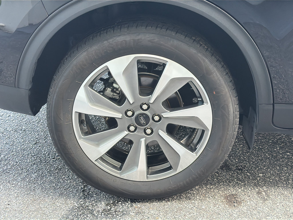 Used 2025 Ford Escape Platinum AWD/4WD image 38