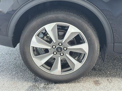 Used 2025 Ford Escape Platinum AWD/4WD image 38