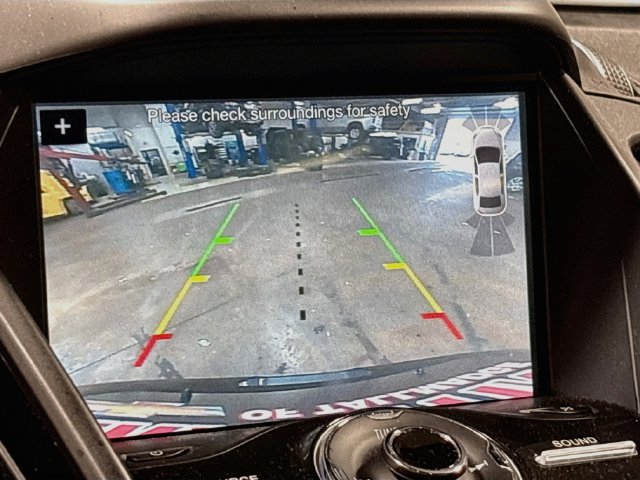 Used 2019 Ford Escape Titanium AWD/4WD image 13