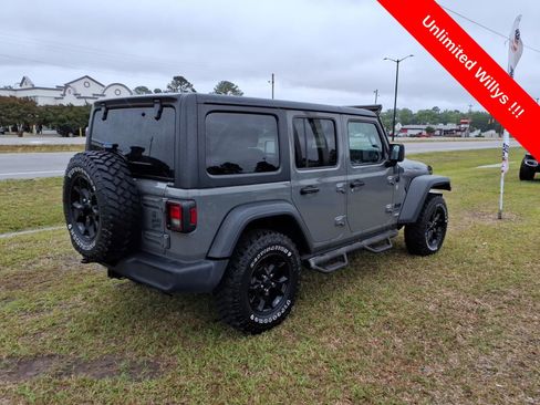 Used 2020 Jeep Wrangler Unlimited Sport AWD/4WD image 5