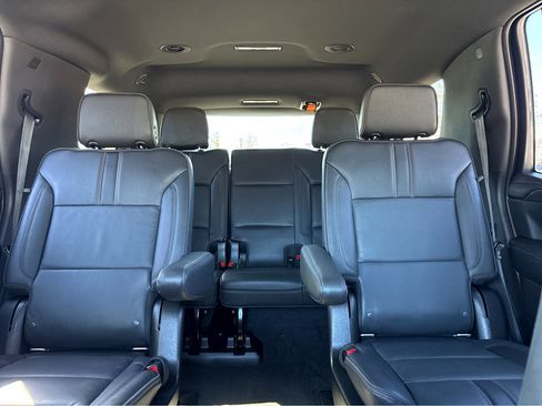 Used 2021 Chevrolet Tahoe RST w/ Luxury Package image 6