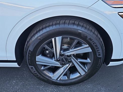 Certified 2026 Genesis GV70 3.5T Sport Advanced image 12