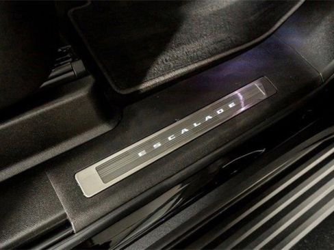 Used 2026 Cadillac Escalade Luxury w/ Touring Package image 52