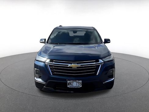 Used 2023 Chevrolet Traverse LT FWD image 3