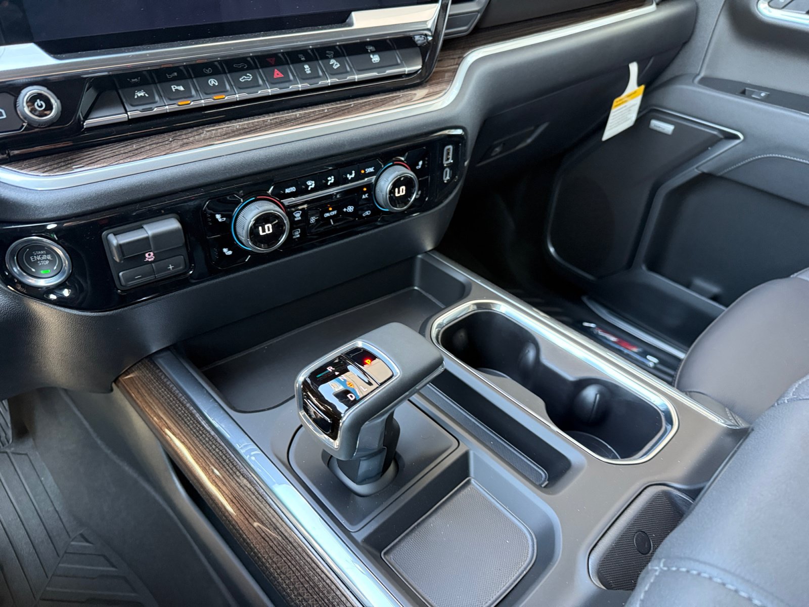 New 2026 Chevrolet Silverado 1500 RST w/ RST All Star Premium Package AWD/4WD image 13