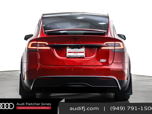 Used 2023 Tesla Model X Plaid image 3