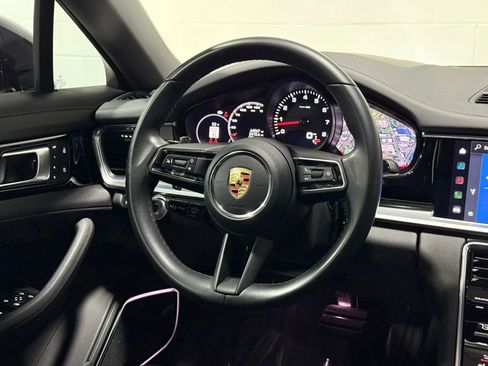 Used 2023 Porsche Panamera 4 Platinum Edition AWD/4WD image 29