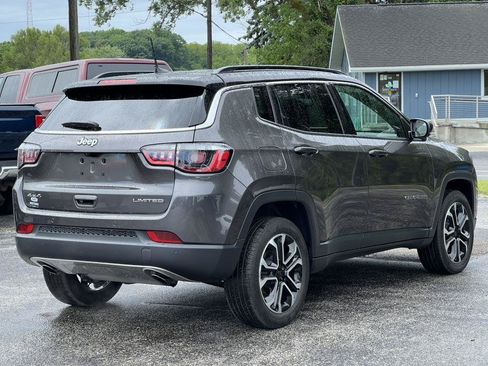 Used 2023 Jeep Compass Limited AWD/4WD image 38