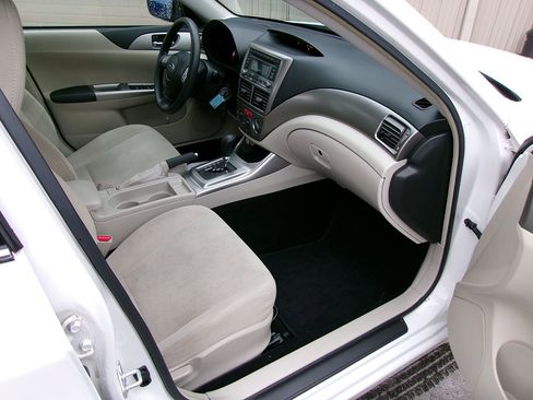 Used 2009 Subaru Impreza 2.5i image 9