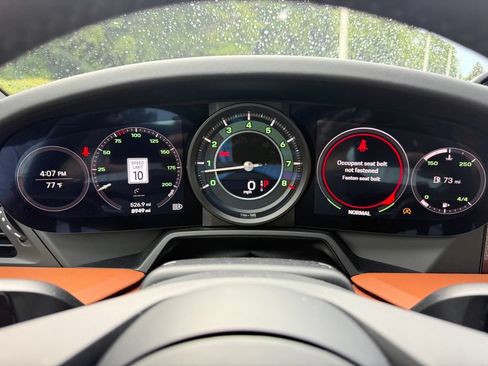 Certified 2024 Porsche 911 Carrera RWD image 13