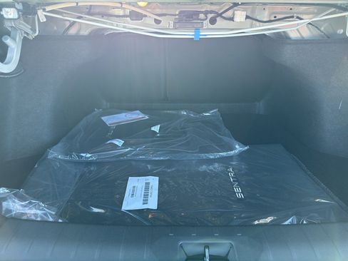New 2026 Nissan Sentra SR w/ Floor Mat Package image 34
