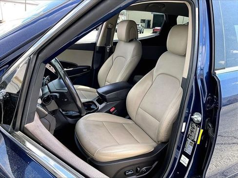 Used 2017 Hyundai Santa Fe Sport image 10