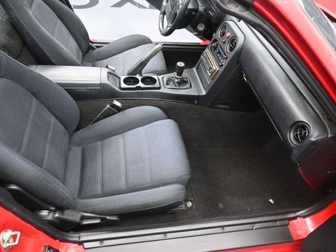 Used 1990 MAZDA MX-5 Miata RWD image 15