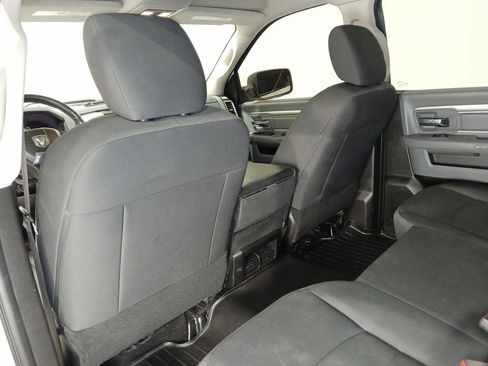 Used 2019 RAM 1500 Classic Warlock AWD/4WD image 14