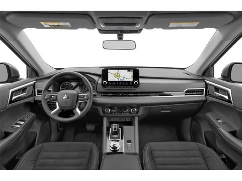 Used 2024 Mitsubishi Outlander SE AWD/4WD image 3