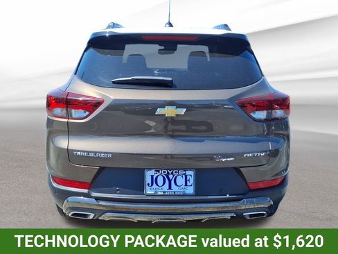 Certified 2022 Chevrolet TrailBlazer ACTIV w/ Sun and Liftgate Package FWD image 5
