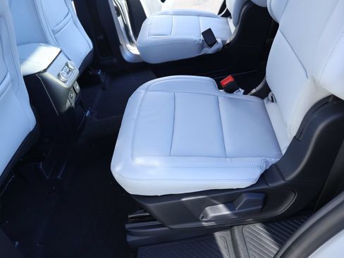New 2026 Ford Explorer Platinum w/ LUX Leather Package AWD/4WD image 13