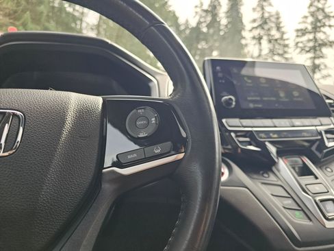 Used 2018 Honda Odyssey EX-L image 35