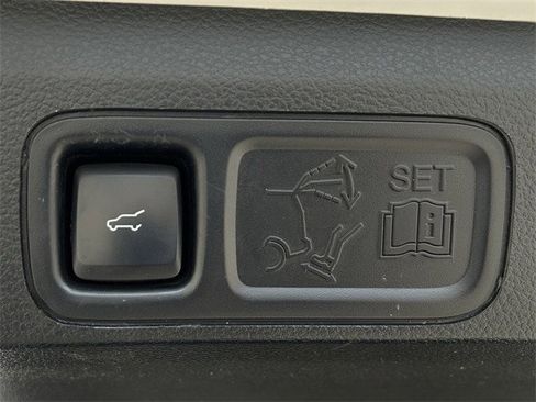 Used 2020 Ford Expedition Platinum image 40