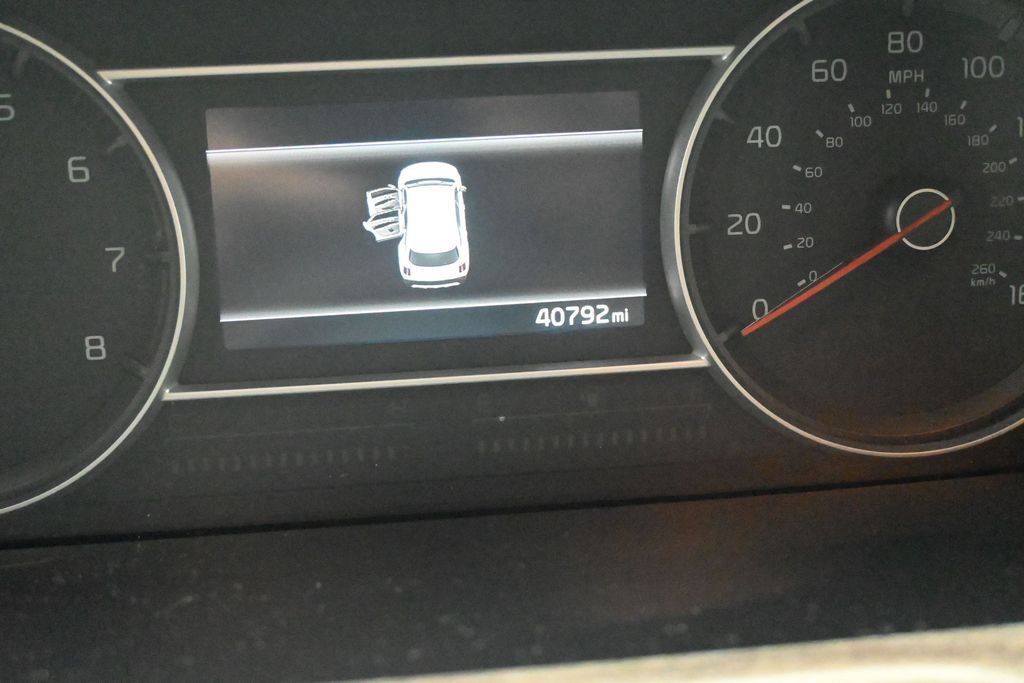 Certified 2023 Kia Sorento S AWD/4WD image 15