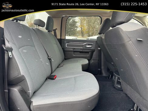 Used 2019 RAM 2500 Big Horn image 13