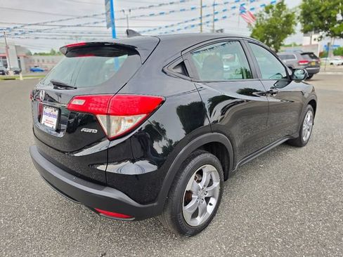 Used 2022 Honda HR-V LX image 5