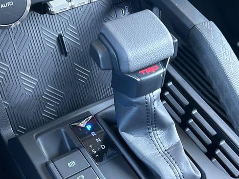 New 2026 Toyota Camry SE FWD image 22