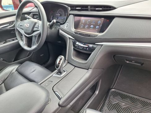 Used 2017 Cadillac XT5 Luxury w/ Driver Awareness Package FWD image 27