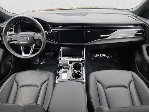 Used 2023 Audi Q8 Prestige AWD/4WD image 9
