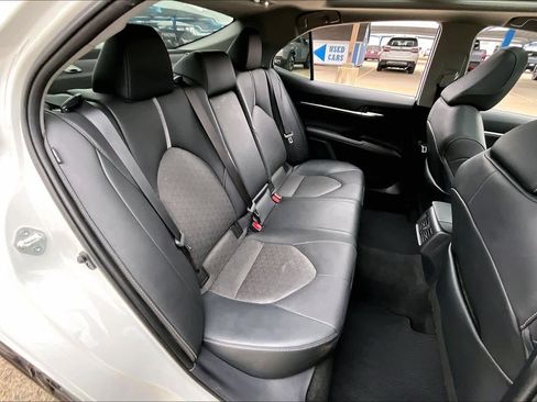 Used 2023 Toyota Camry XSE image 19