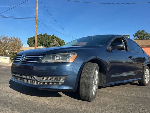 Used 2015 Volkswagen Passat 1.8T S image 6