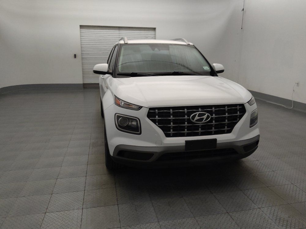 Used 2022 Hyundai Venue SEL FWD image 14