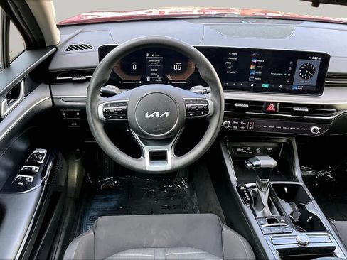 Used 2025 Kia K5 LXS FWD image 6