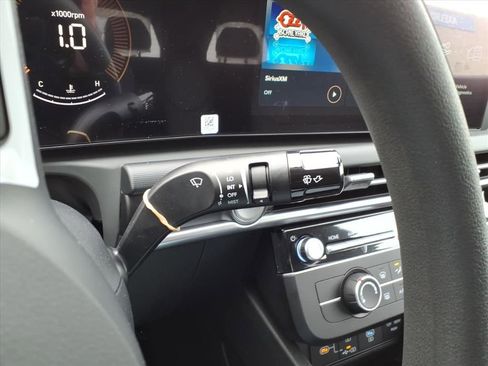 New 2026 Hyundai Santa Cruz SE AWD/4WD image 16