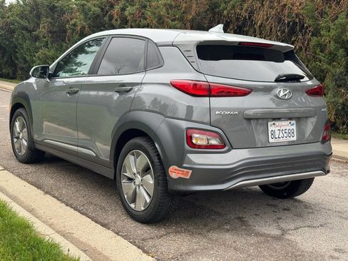 Used 2019 Hyundai Kona SEL w/ Cargo Package FWD image 5