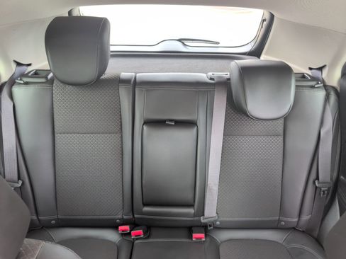 Used 2018 Buick Encore Preferred image 27