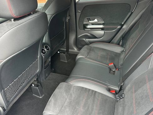 Certified 2024 Mercedes-Benz GLA 250 image 18